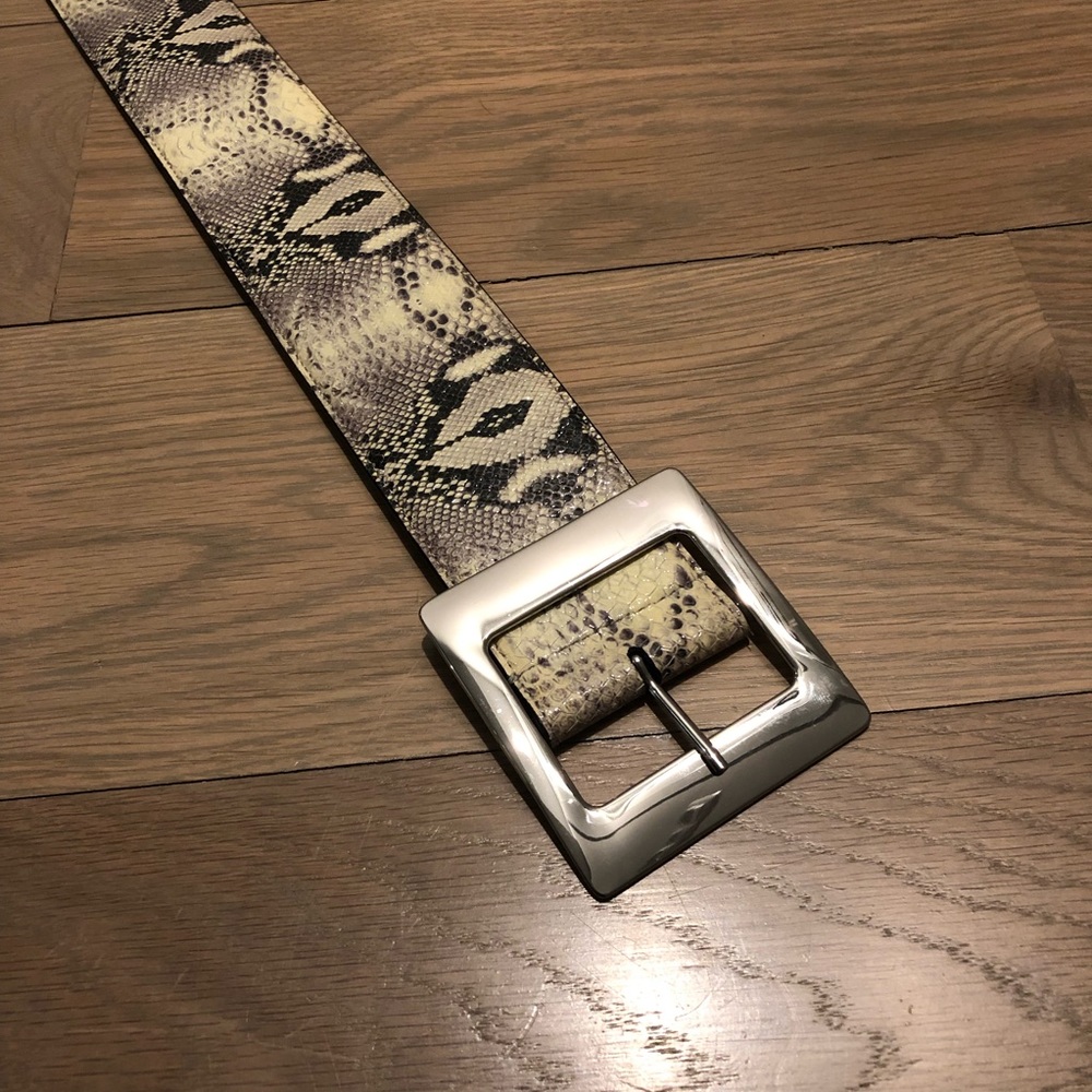 NWT Snakeskin leather - wide belt